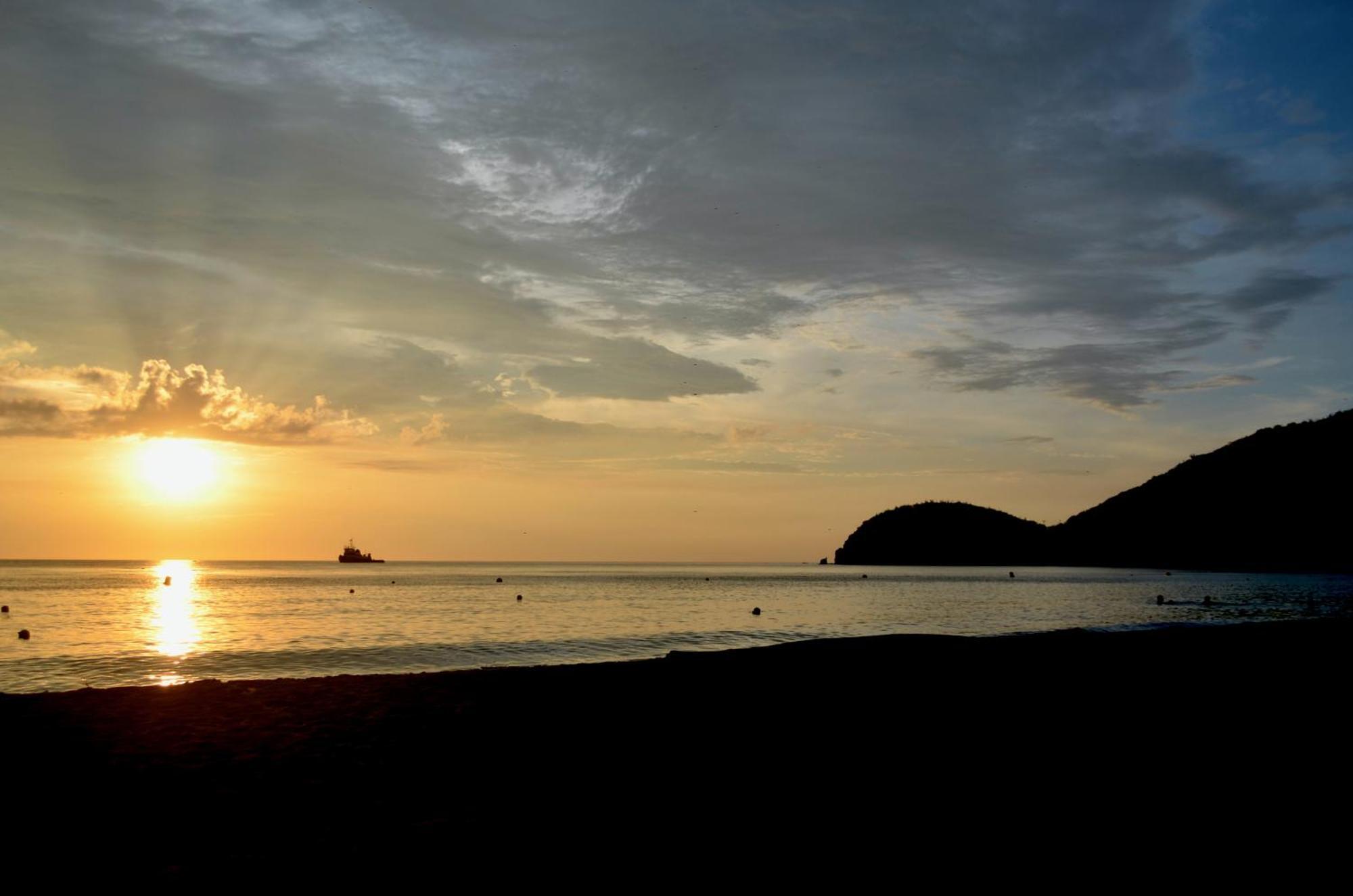 Playa Del Ritmo Beach Hostel & Bar - Adults Only Santa Marta  Exteriör bild
